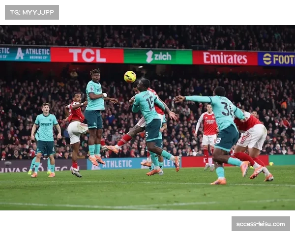 西汉姆联与森林成保级直接对手,相互战绩或成关键